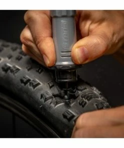 Stan's NoTubes Kit De Réparation STAN'S NO TUBES DART Dual Action Repair Tubeless -Vélos et VTT Boutique de vente kit de reparation stan s no tubes dart dual action repair tubeless 2